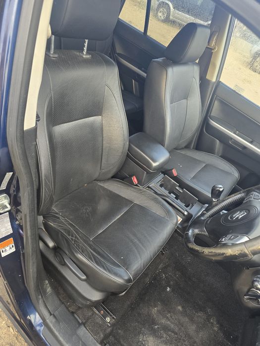 Suzuki grand vitara 1.9ddis 2011 на части