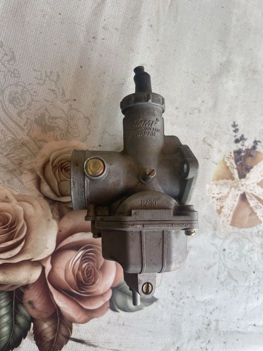 Vând ATV -ul în regulă cu acte