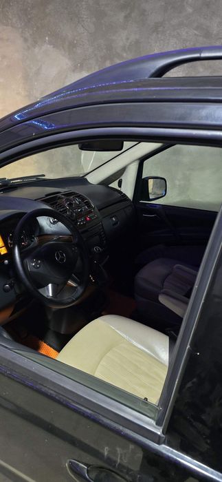 Продаётся Mercedes-Benz Viano