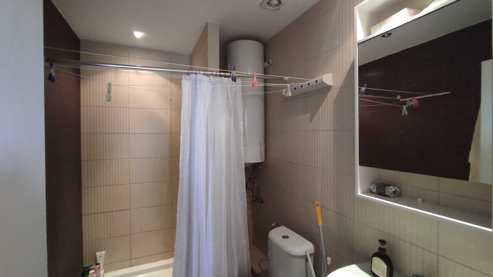 Продава се Едностаен апартамент в Бургас, Център - 37 кв.м за 1352 €/кв.м - Снимка #6