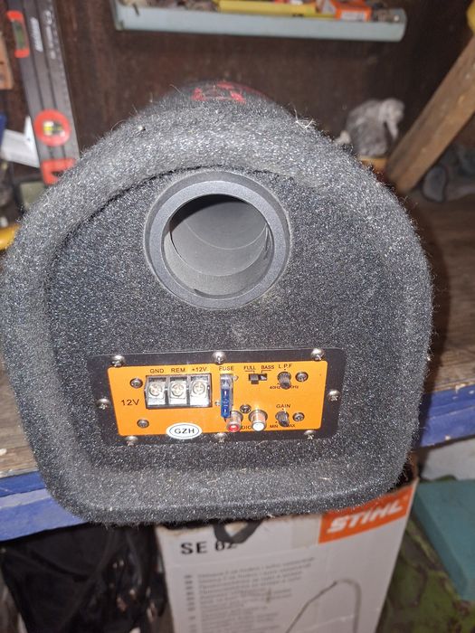 Музыка колонка маленький саб