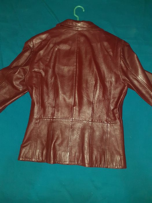 Geaca piele culoare grena