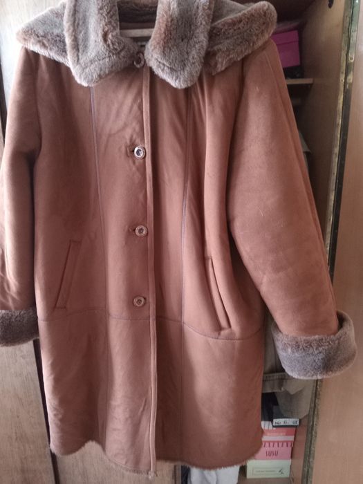 Продам  дублёнку в отличном состоянии