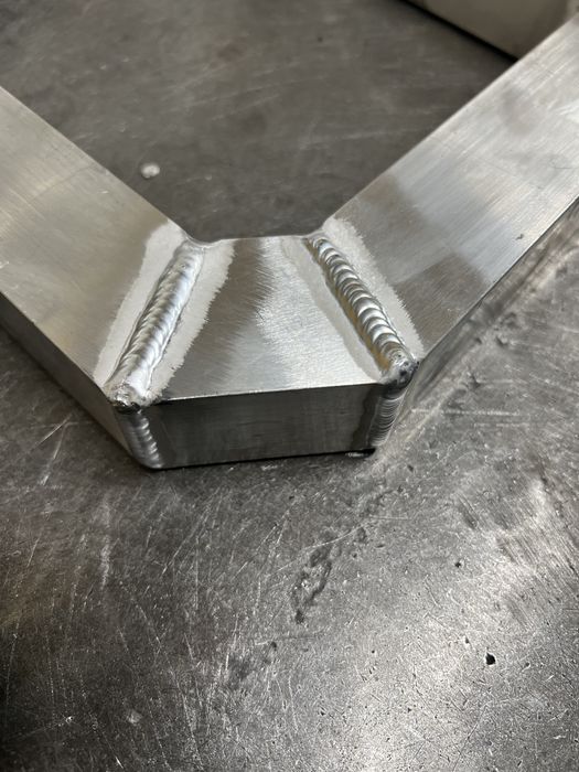 Заварчик на аргон и електрод  на Черни и Цветни метали! Алуминий!