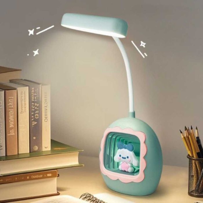 Детска LED настолна лампа с домашен любимец и вградена острилка