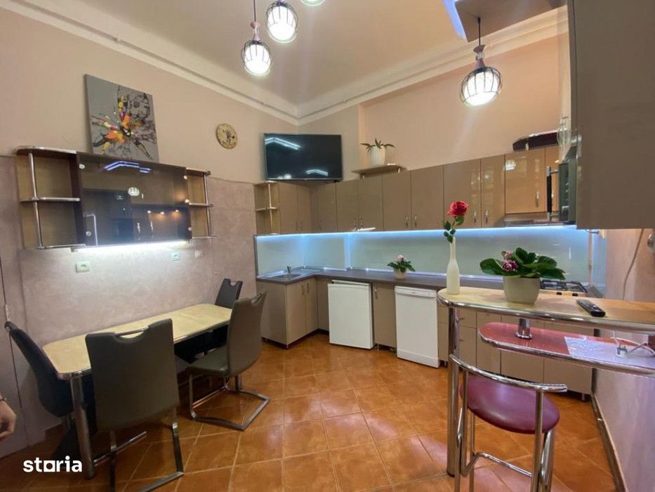 [qatest-mercury] Apartament la casa 3 camere semidecomandat, zona cent
