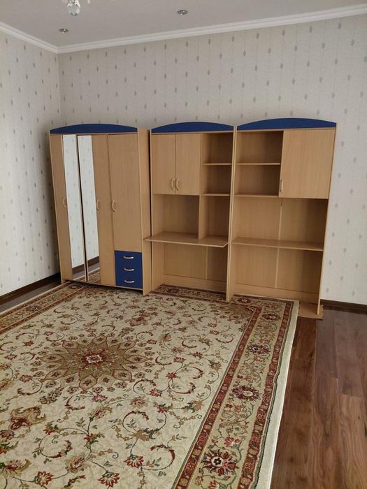 Продается детский гарнитур и двухярусный кровать