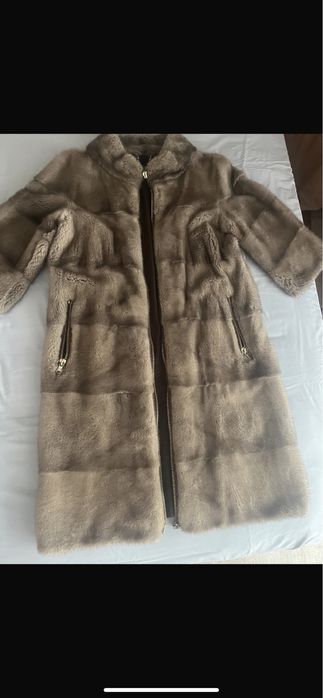 Укороченная шуба на молнии CASSIE