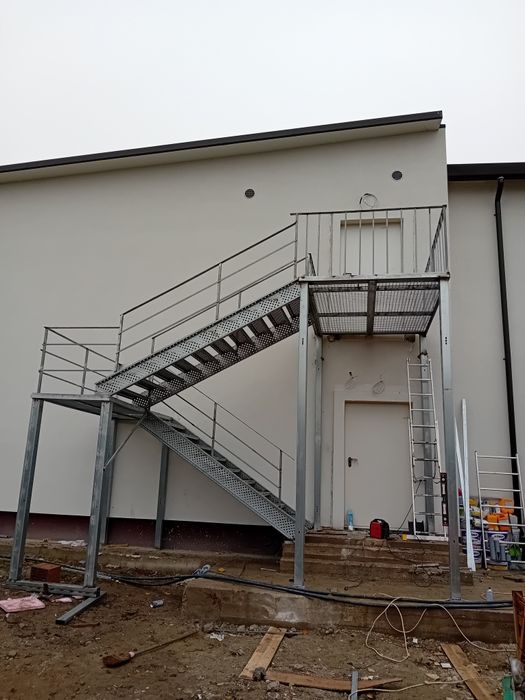 Scara de exterior  5m lungime