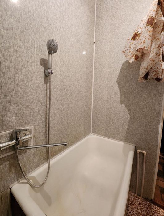 Срочно Чиланзар 11 Корзинка продается 1 комнатная балкон 1,5/3