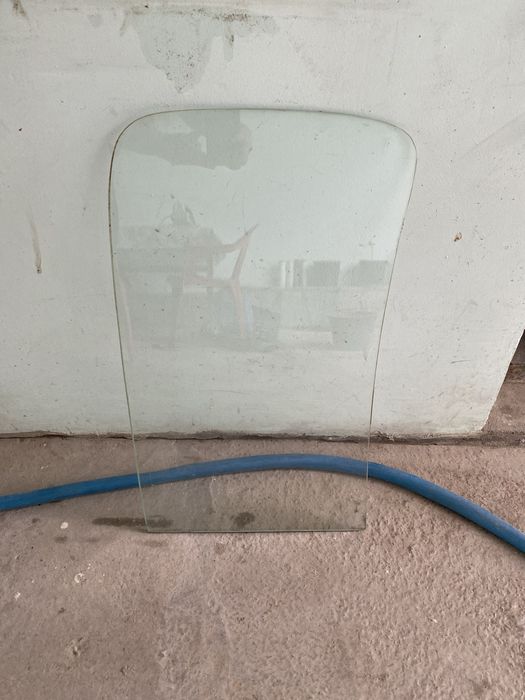 Автостекло на грузовые машины