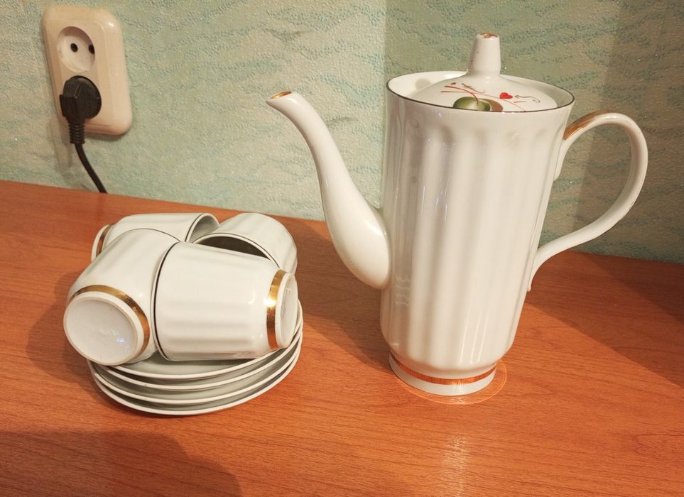 Чайный сервиз, посуда