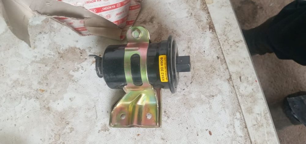 Автомобильные запчасти