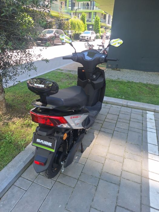 Vând scuter electric Saige