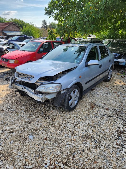 Астра г 1.6 75 коня на части/astra G 1.6 75 Konq na chasti