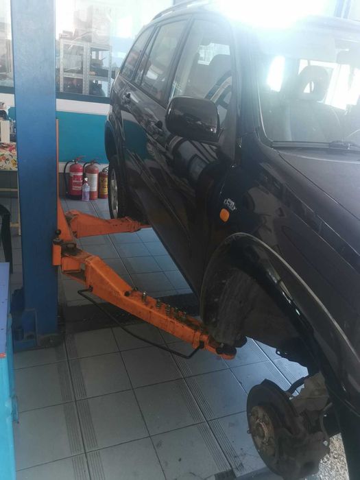 Автомобилен Двуколонен Подемник