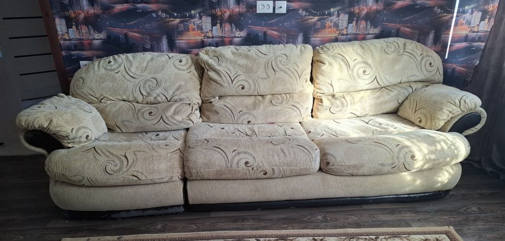 Продам угловой диван