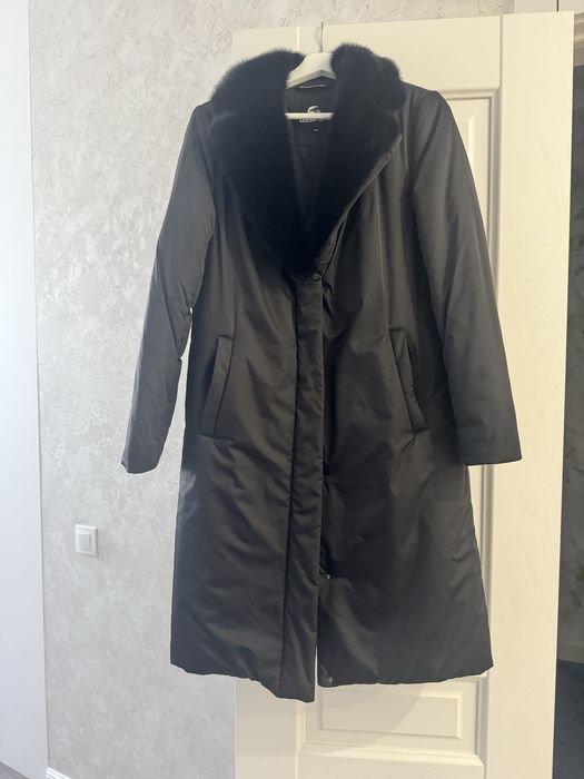 Пальто зимнее с норкой  и бомбер