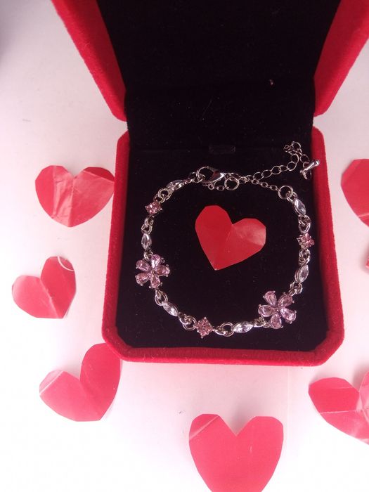 Гривна с кристали