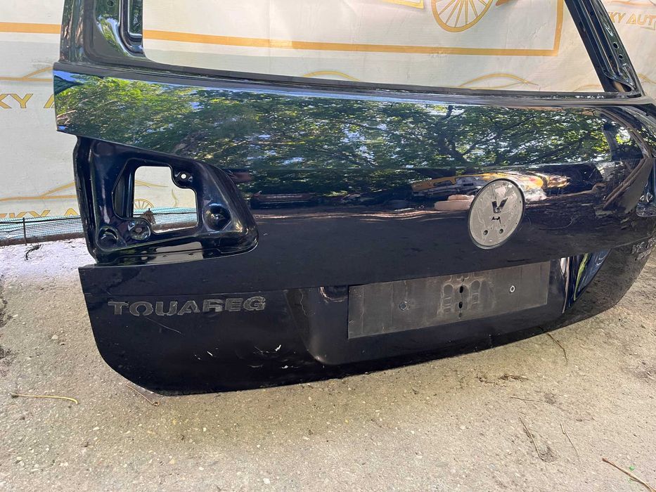Hayon capota portbagaj Vw Touareg 7P dupa 2011 cod 7P6827159