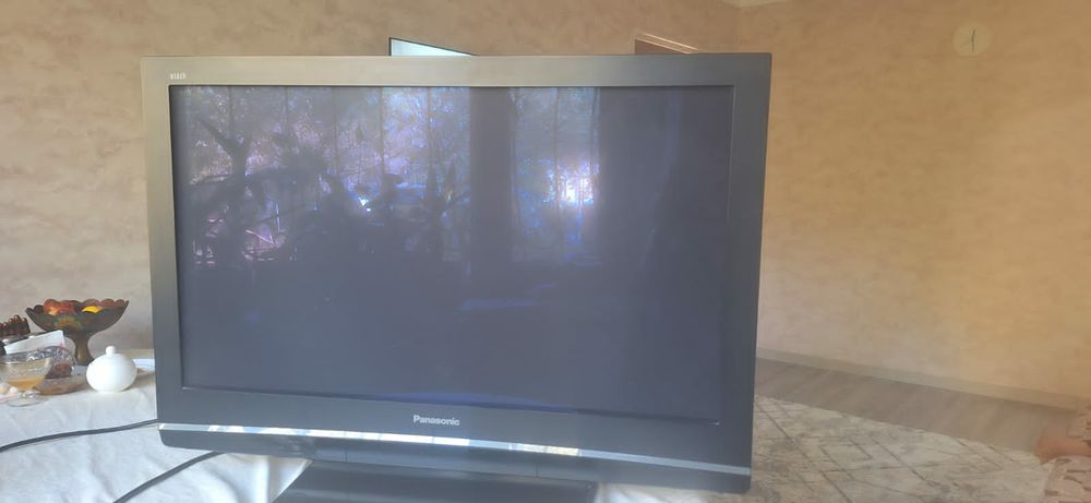 Телевизор Panasonic,продавались.