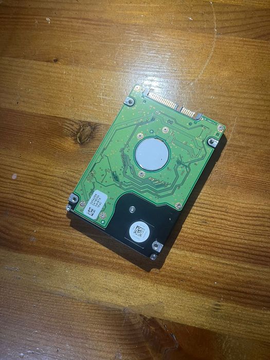 Жёсткий диск хитачи