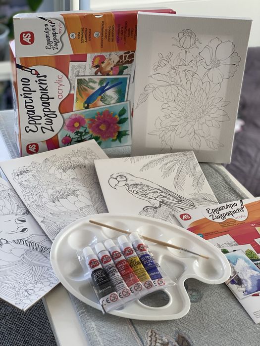 Atelierul de pictura, acrilica, incepatori