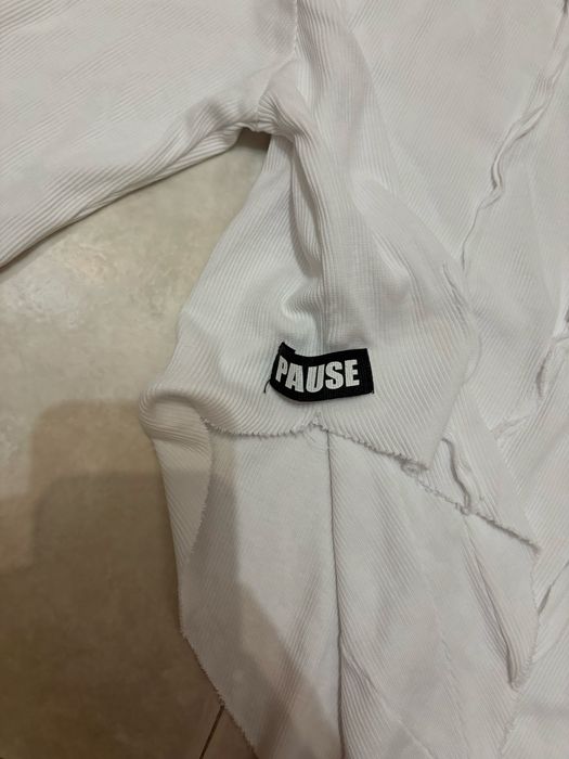 Тениски на Guess и Pause jeans