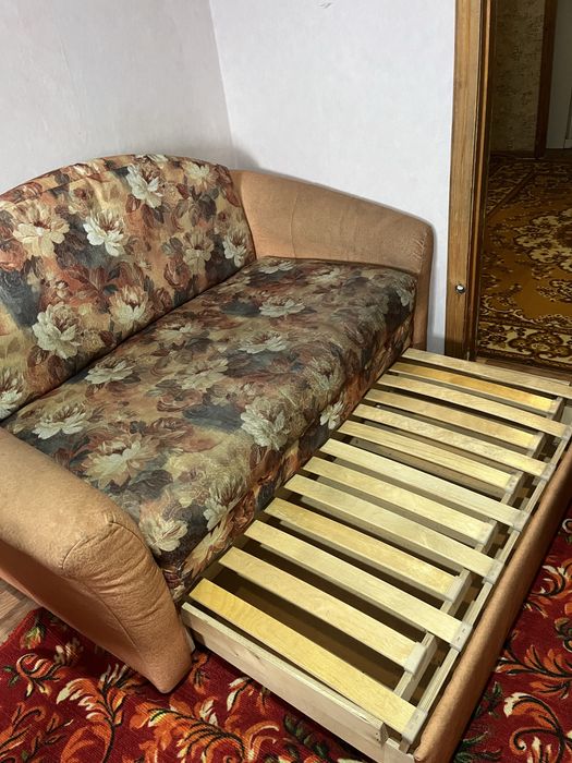 шкаф 25тысдиван 10тыс