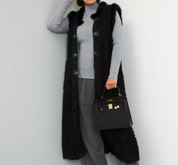 Продам жилет длинный