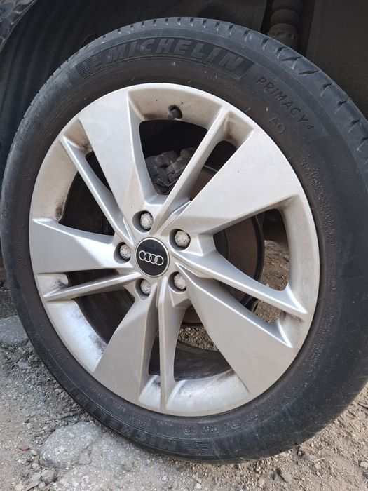 Audi q2 2023г 3.5TFSI на части
