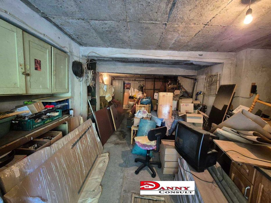 Продава се Етаж от къща в Велико Търново, Акация - 83 кв.м за 2025 €/кв.м - Снимка #20