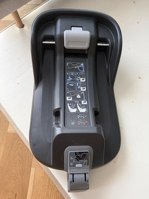 Столче за кола Uppababy Mesa с ISOFIX база