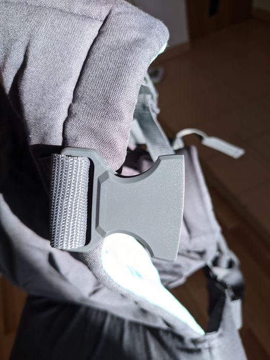 Marsupiu ergonomic bebeluși