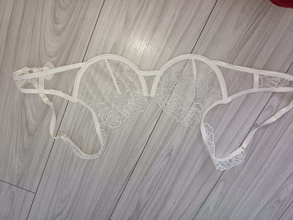 Sutien transparent dantela