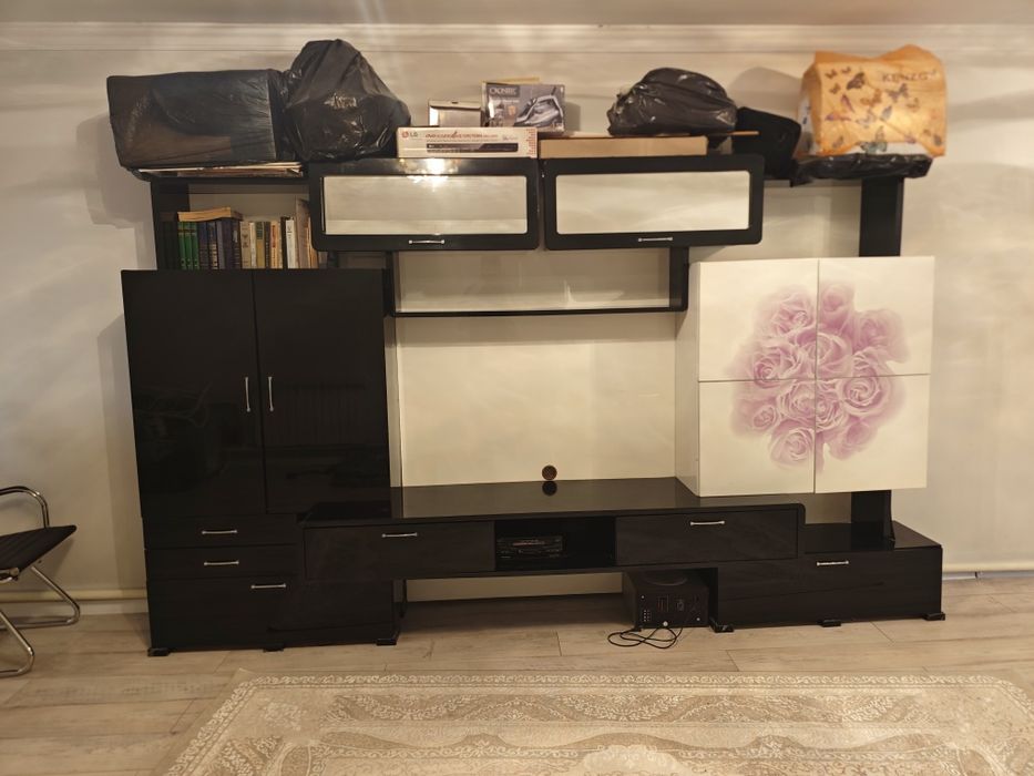 Продам очень большой шкаф