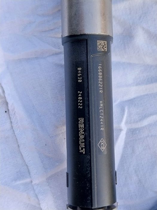 Vând injectoare pt dacia,Renault  motor 1,2 benzina euro6