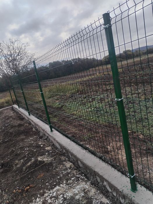 Gard de gradina teren livada