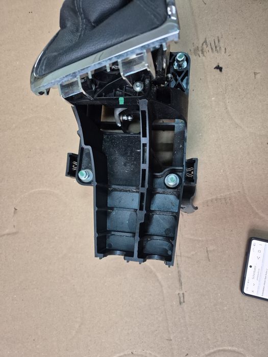 Nuca schimbator  cu suport timonerie opel astra j