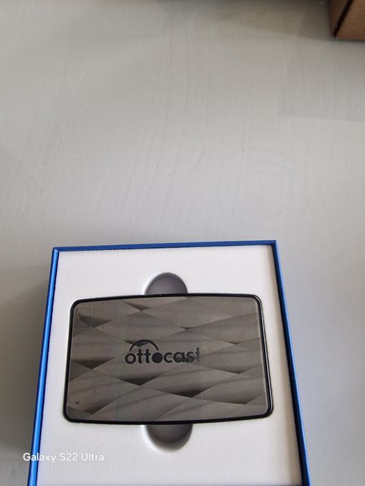 Ottocast Wireless Adapter for Carplay Android Auto
