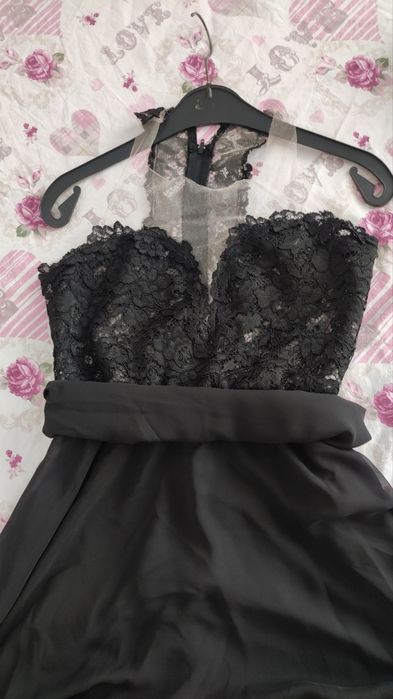 Официална черна рокля