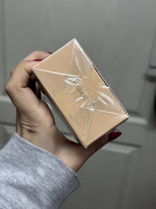 Burberry goddess edp intense