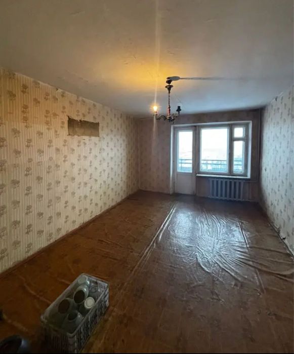 Продам 4-х комнатную квартиру