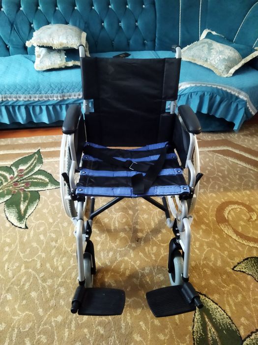 Инвалидная коляска