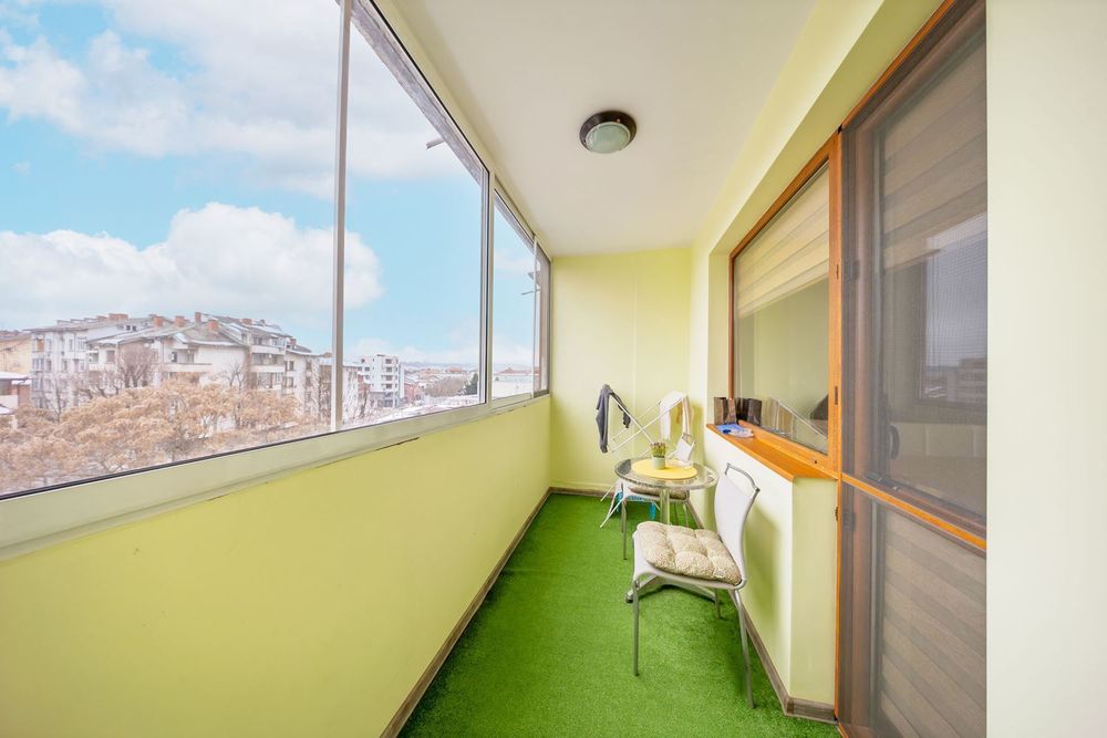 3-стаен в Плевен-Широк център площ 85 цена 143000