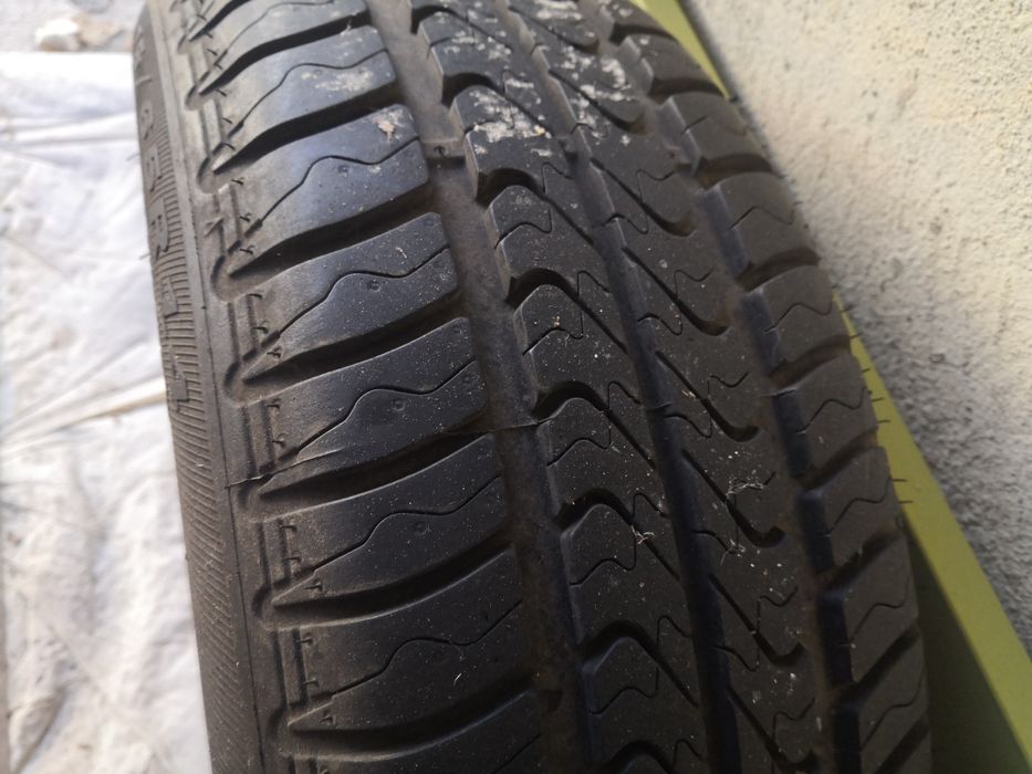 Гуми Дебица 14 цола