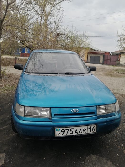 продам машину. В хорошем состоянии.