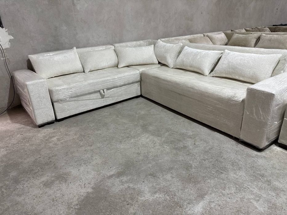 Угловой раскладной диван размер 260х150см