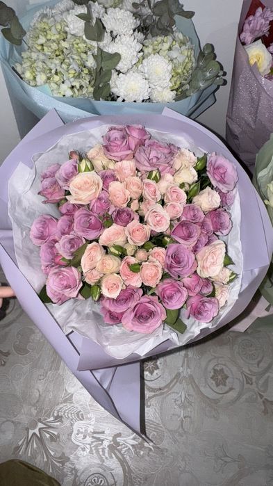 Продам 4 свежие букеты