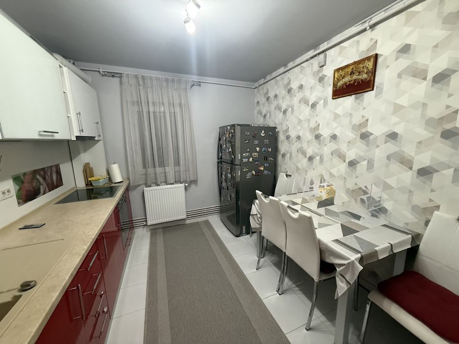 Apartament 3 camere et 1